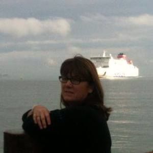 Meet your Posher, Denise